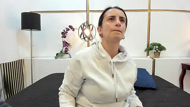 BrendaCantorel online show from 04-01-26, 11:44