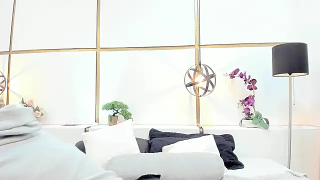 BrendaCantorel online show from 04-28-26, 11:59