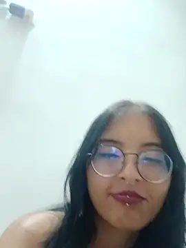 Snapshot of Dhalia_Noctis chatting on 03-15-26, 05:13 Dhalia Noctis online show from 03-15-26, 05:13