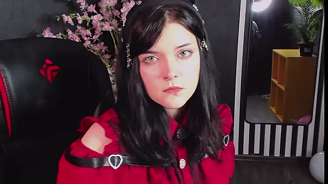 Snapshot of EsterTwilight chatting on 03-10-26, 08:58 EsterTwilight online show from 03-10-26, 08:58