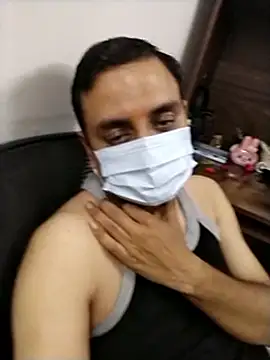 Snapshot of rockym1995 chatting on 03-08-26, 08:45 rockym1995 online show from 03-08-26, 08:45