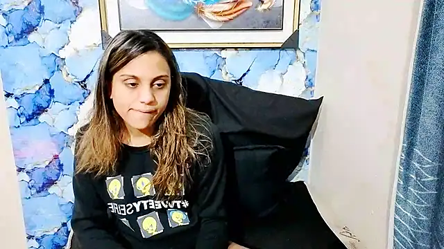 Luscious Lexy online show from 06-15-26, 04:36