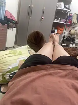 Snapshot of Lyn_baby chatting on 03-21-26, 08:30 Lyn baby online show from 03-21-26, 08:30