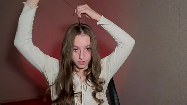 Sweet Pussy Girl online show from 04-13-26, 02:44