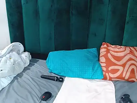 QueenBONITA X online show from 03-10-26, 10:15