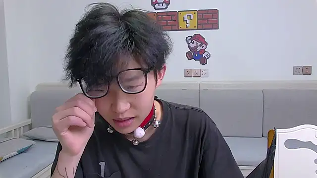 Snapshot of Chili-001 chatting on 04-13-26, 11:05 Chili-001 online show from 04-13-26, 11:05