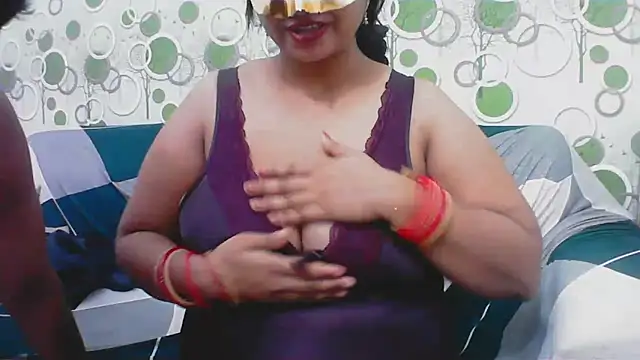 Snapshot of hard_to_do__ chatting on 06-02-26, 05:09 hard to do online show from 06-02-26, 05:09