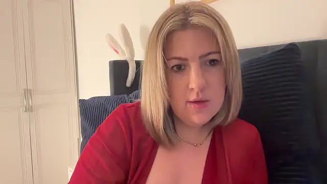 Snapshot of annabellewarick chatting on 05-30-26, 09:34 annabellewarick online show from 05-30-26, 09:34
