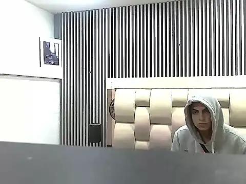 Alex Wolft online show from 05-13-26, 11:40