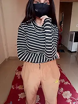 Divya3107 online show from 06-07-26, 03:21