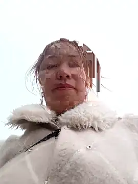 Yellow-pink online show from 03-31-26, 02:13