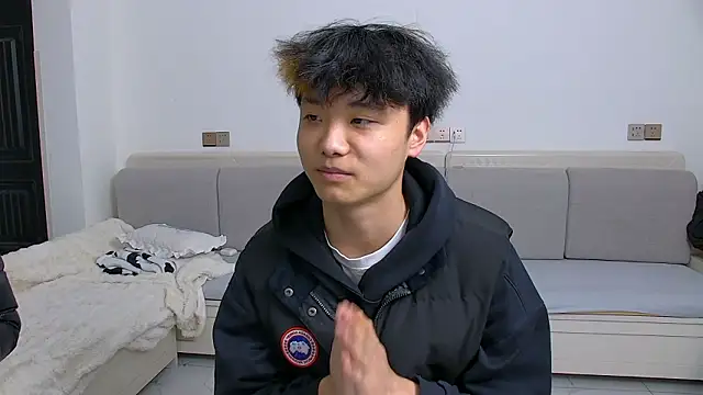 Snapshot of icecream-001 chatting on 03-08-26, 04:55 icecream-001 online show from 03-08-26, 04:55