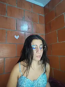 Snapshot of Amanda_x1 chatting on 04-30-26, 07:53 Amanda x1 online show from 04-30-26, 07:53