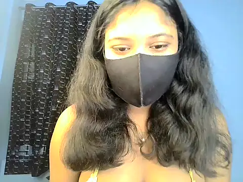 KASHISH SINGH  online show from 05-18-26, 09:15