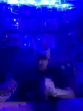 derek0 17 online show from 03-09-26, 07:01