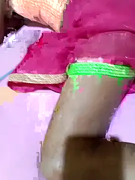 Snapshot of siyapathsiyapathsathsara8 chatting on 03-10-26, 04:45 siyapathsiyapathsathsara8 online show from 03-10-26, 04:45