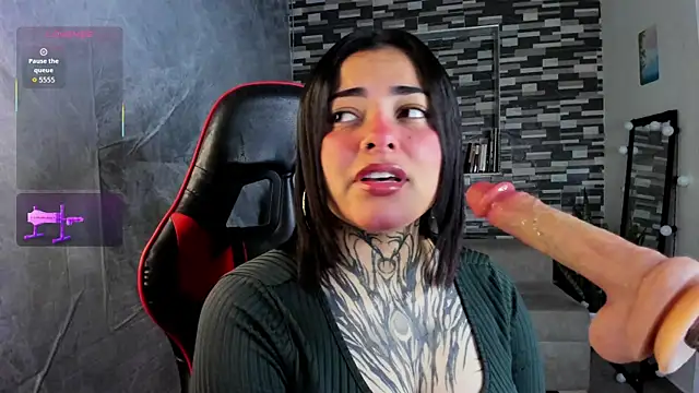 Sophiia cherry online show from 03-31-26, 05:35