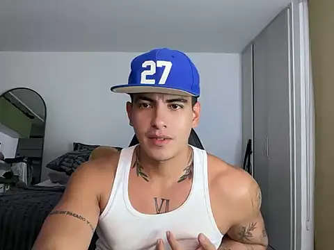 Maurice2309 online show from 07-17-26, 10:36