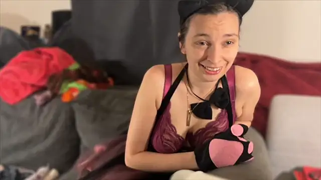 hello katieex online show from 04-25-26, 08:06