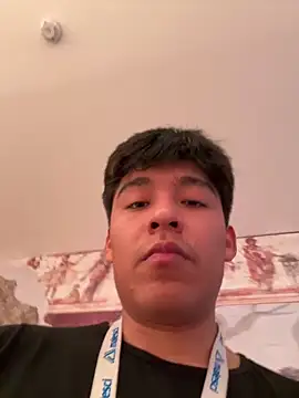 uunico22anni online show from 03-10-26, 08:41