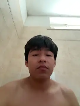 uunico22anni online show from 04-27-26, 07:17