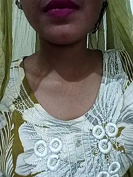 Snapshot of Barbie_Aasnoor chatting on 03-14-26, 04:07 Barbie Aasnoor online show from 03-14-26, 04:07