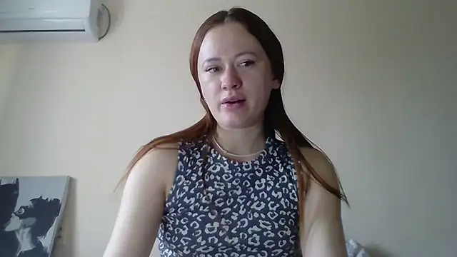 Whisper Of Desire online show from 04-15-26, 11:50