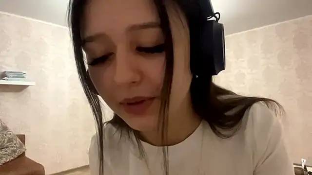 NewGenBaby online show from 03-10-26, 06:13