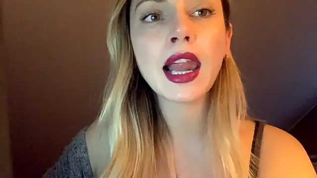 ScarlettSensitive online show from 03-19-26, 04:22