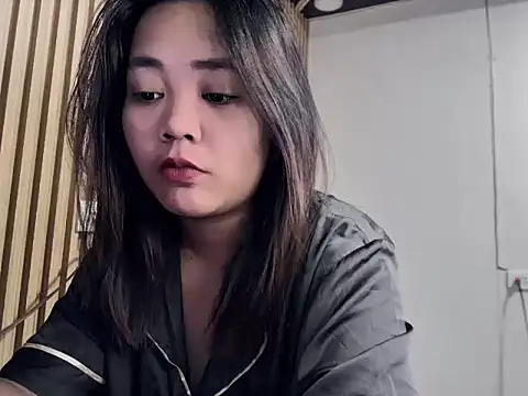  georgiax  online show from 04-21-26, 04:41