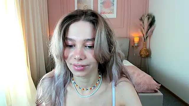 LuluAlis online show from 04-27-26, 01:31