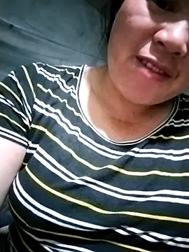 Min-in online show from 04-15-26, 10:32