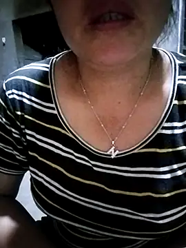 Min-in online show from 04-18-26, 10:10