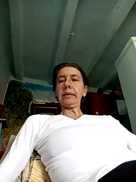 Tania9876 online show from 04-26-26, 06:44