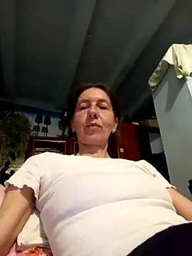 Snapshot of Tania9876 chatting on 05-12-26, 07:33 Tania9876 online show from 05-12-26, 07:33