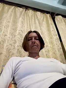 Snapshot of Tania9876 chatting on 06-09-26, 07:14 Tania9876 online show from 06-09-26, 07:14