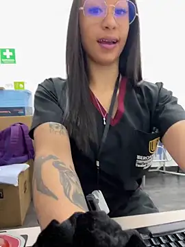 mina harker online show from 04-28-26, 01:27