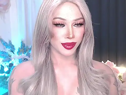 Snapshot of Ms_amor_powers_ts chatting on 04-10-26, 06:45 Ms amor powers ts online show from 04-10-26, 06:45