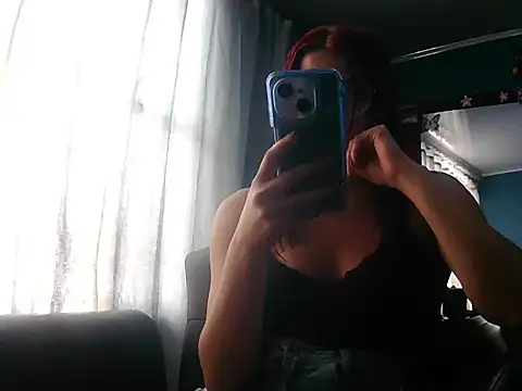 Nahomi velez online show from 03-16-26, 07:07