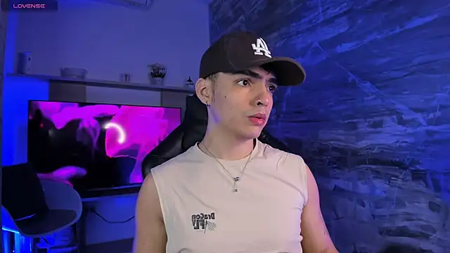 NicoKinggs  online show from 04-01-26, 01:01