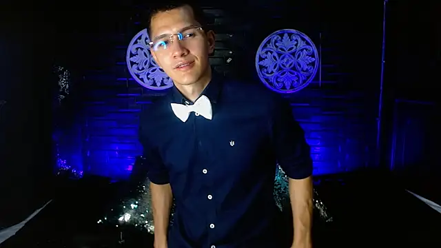 MilanDavid1 online show from 03-25-26, 05:19