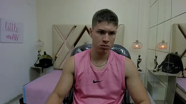 AlessandroFranco online show from 05-22-26, 01:39