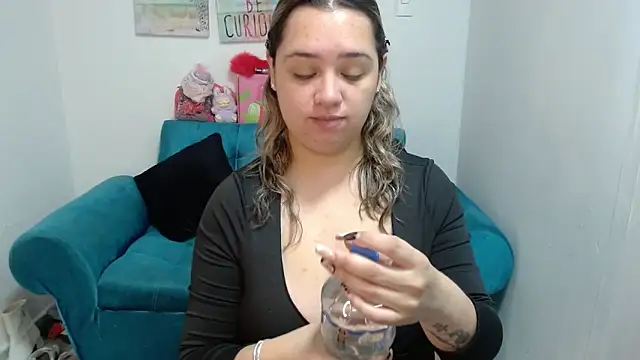 Snapshot of veronicaparkersex chatting on 05-11-26, 12:22 veronicaparkersex online show from 05-11-26, 12:22