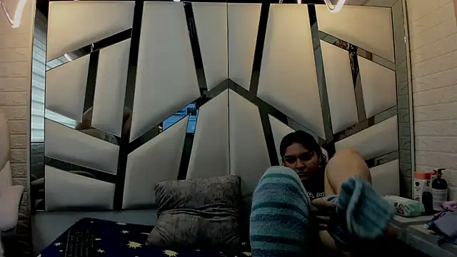 Alaia Blosson online show from 03-31-26, 01:33