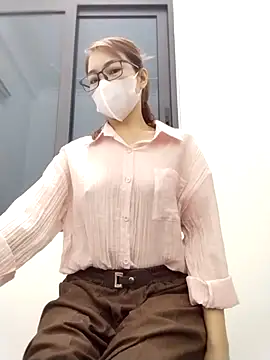 Mai phuong online show from 03-17-26, 12:15