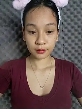 Snapshot of -Hicici- chatting on 07-02-26, 01:27 -Hicici- online show from 07-02-26, 01:27