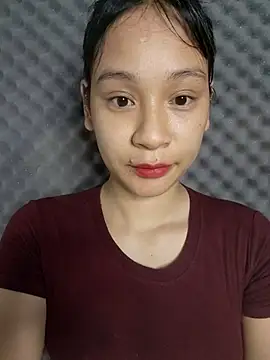 Snapshot of -Hicici- chatting on 07-13-26, 11:24 -Hicici- online show from 07-13-26, 11:24