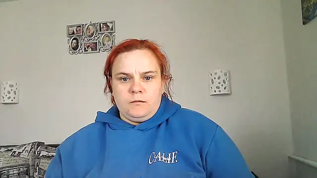 DollyGersonn online show from 04-23-26, 03:14