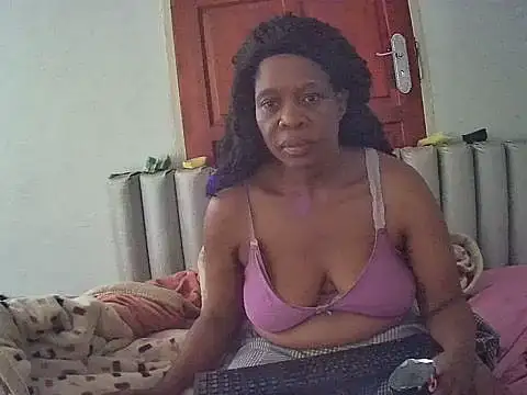 JoycyQueen online show from 03-25-26, 02:45