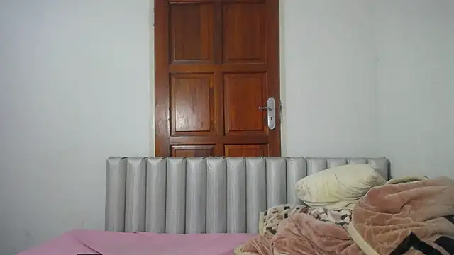 JoycyQueen online show from 04-18-26, 08:31